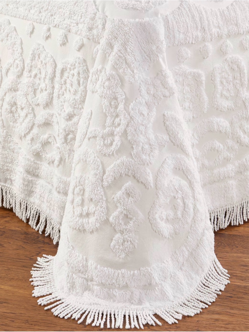 White chenille bedspread